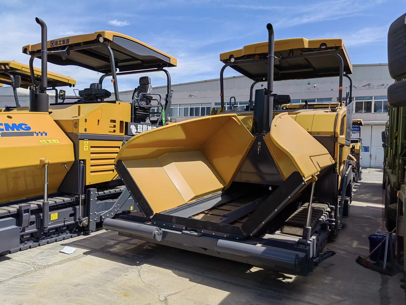 徐工RP1655摊铺机