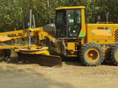 山东临工G9180平地机