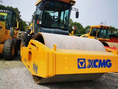 徐工XS365单钢轮压路机