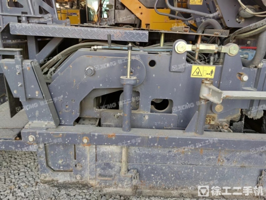 徐工RP603摊铺机