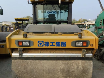 徐工XD133双钢轮压路机