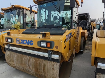 徐工XD133S双钢轮压路机