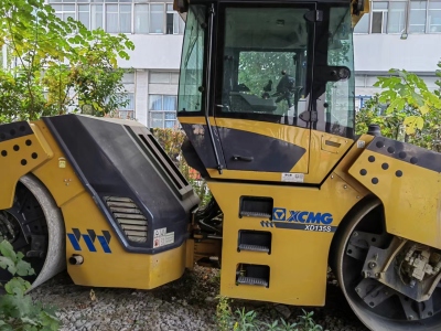 徐工XD133S双钢轮压路机