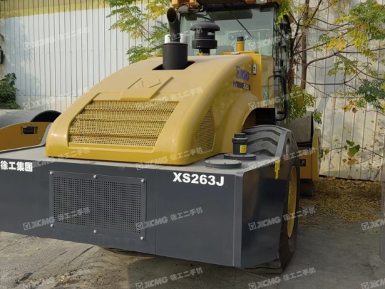 徐工XS263J单钢轮压路机