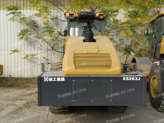 徐工XS263J单钢轮压路机