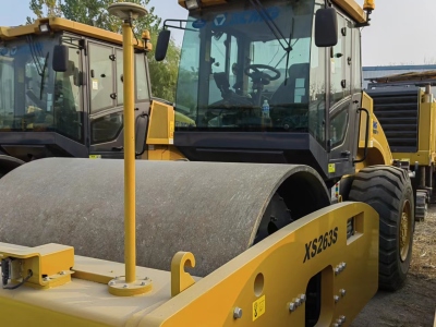 徐工XS263S单钢轮压路机