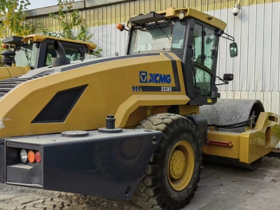 徐工XS365单钢轮压路机