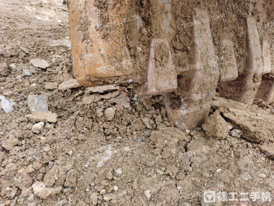 徐工XE335DK履带式挖掘机