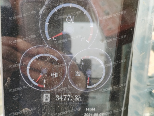 徐工XE335DK履带式挖掘机