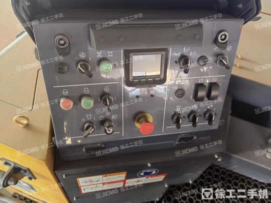 徐工XM1003铣刨机