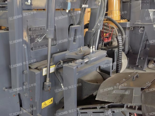 徐工XM1003铣刨机