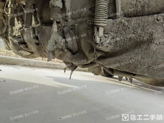 徐工XKC163粉料撒布车