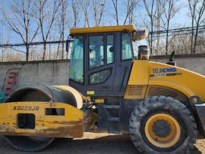 徐工XS223JS单钢轮压路机