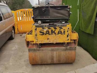 酒井TW330-1双钢轮压路机