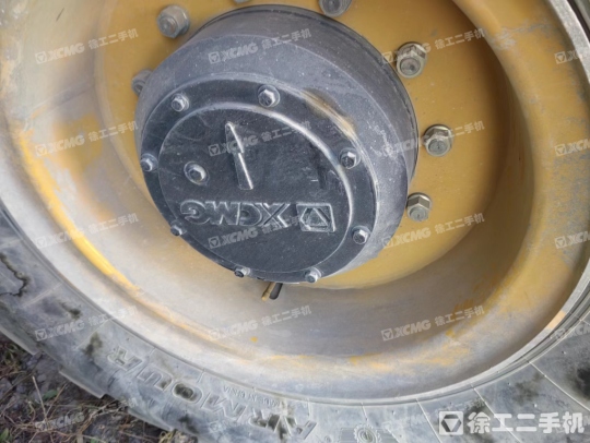 徐工XS223J单钢轮压路机