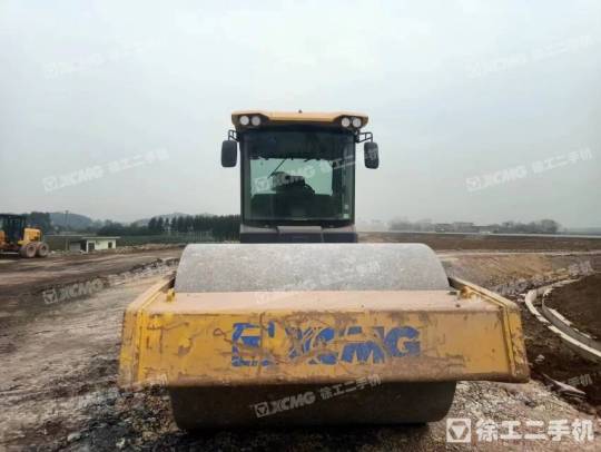 徐工XS265JS单钢轮压路机