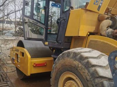 徐工XS263H单钢轮压路机