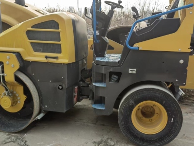 徐工XD140VT双钢轮压路机