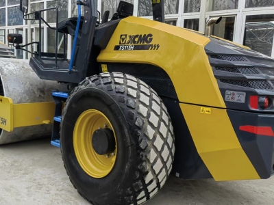 徐工XS115H单钢轮压路机