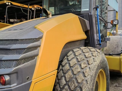 徐工XS125单钢轮压路机