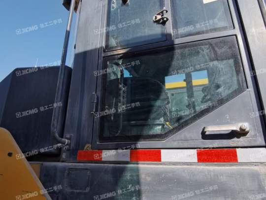 徐工XP303轮胎压路机(30吨胶轮)