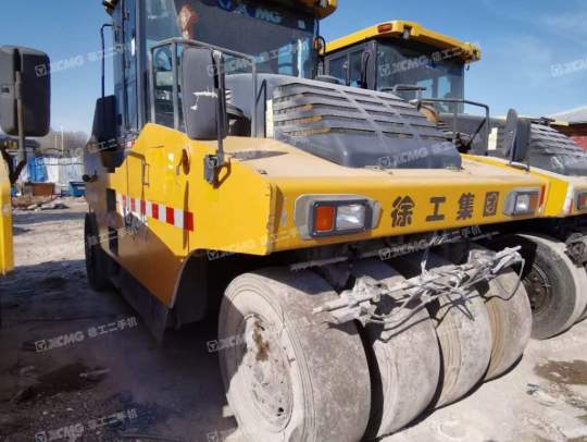 徐工XP303轮胎压路机(30吨胶轮)