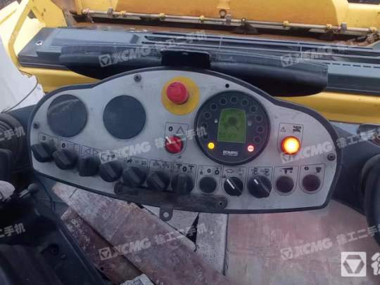 宝马格BW203AD-4 双钢轮压路机