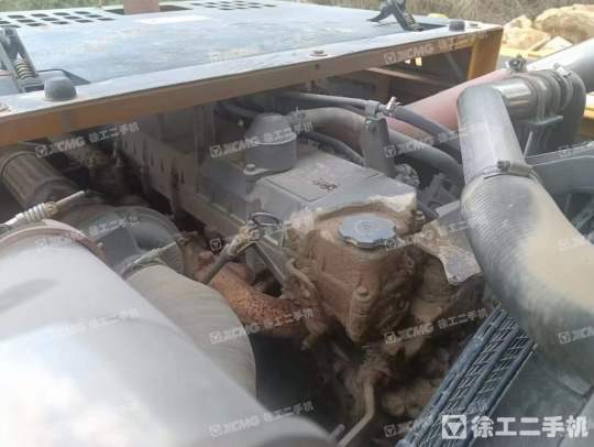 徐工XE370D履带式挖掘机