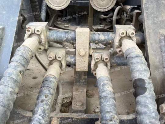 徐工XE200DA履带式挖掘机