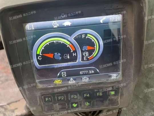 徐工XE135履带式挖掘机