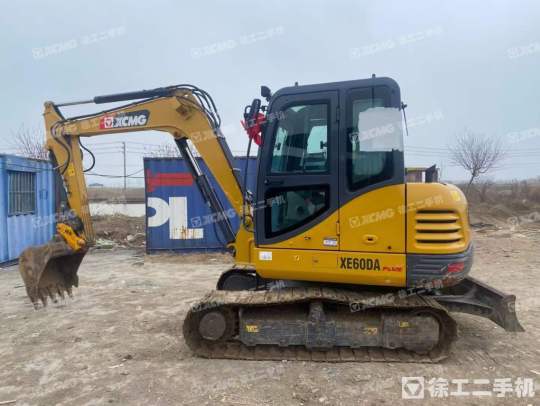 徐工XE60DA履带式挖掘机