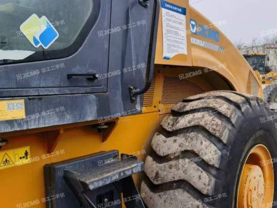 徐工XS263J单钢轮压路机