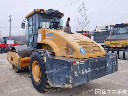 徐工XS263J单钢轮压路机