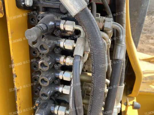 徐工XE60DA履带式挖掘机