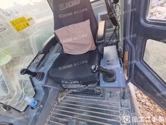 徐工XE380DK履带式挖掘机