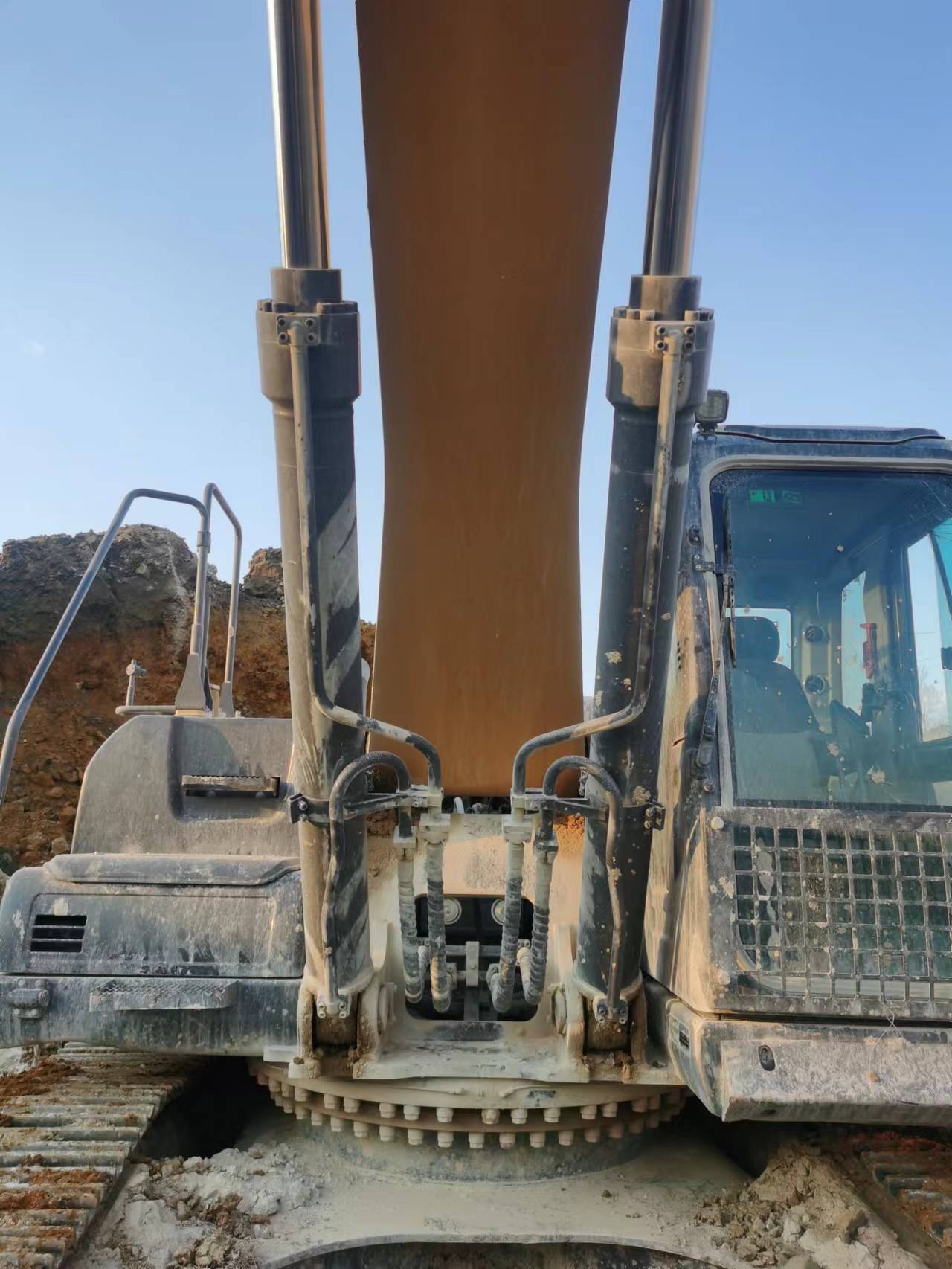 徐工XE380DK履帶式挖掘機(jī)