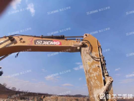 徐工XE380DK履带式挖掘机