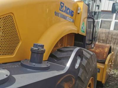 徐工XS223H单钢轮压路机