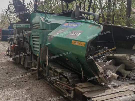 徐工RP903摊铺机