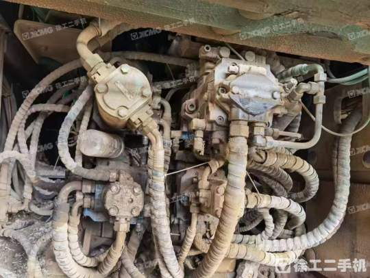 徐工RP903摊铺机