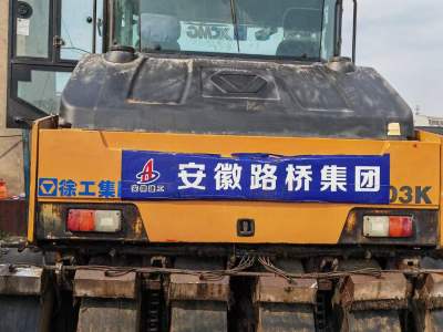徐工XP303K轮胎压路机(30吨胶轮)