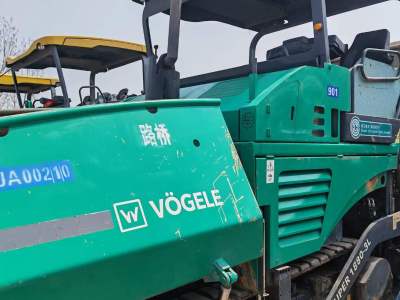 徐工RP903摊铺机