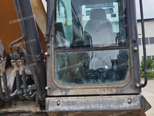 徐工XE335DK履带式挖掘机