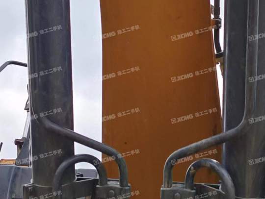 徐工XE335DK履带式挖掘机