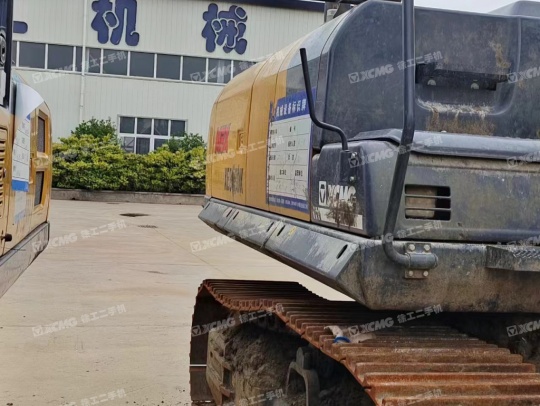 徐工XE335DK履带式挖掘机