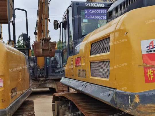 徐工XE335DK履带式挖掘机