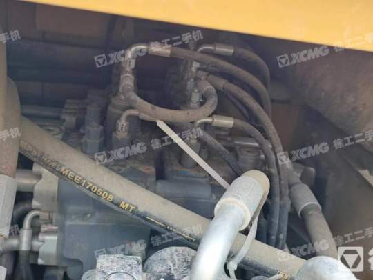 徐工XE335DK履带式挖掘机