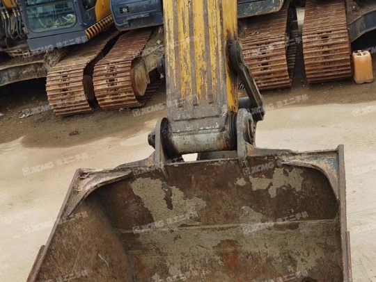 徐工XE335DK履带式挖掘机