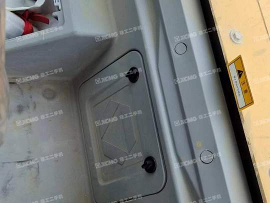 徐工XE335DK履带式挖掘机