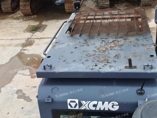 徐工XE490DK履带式挖掘机